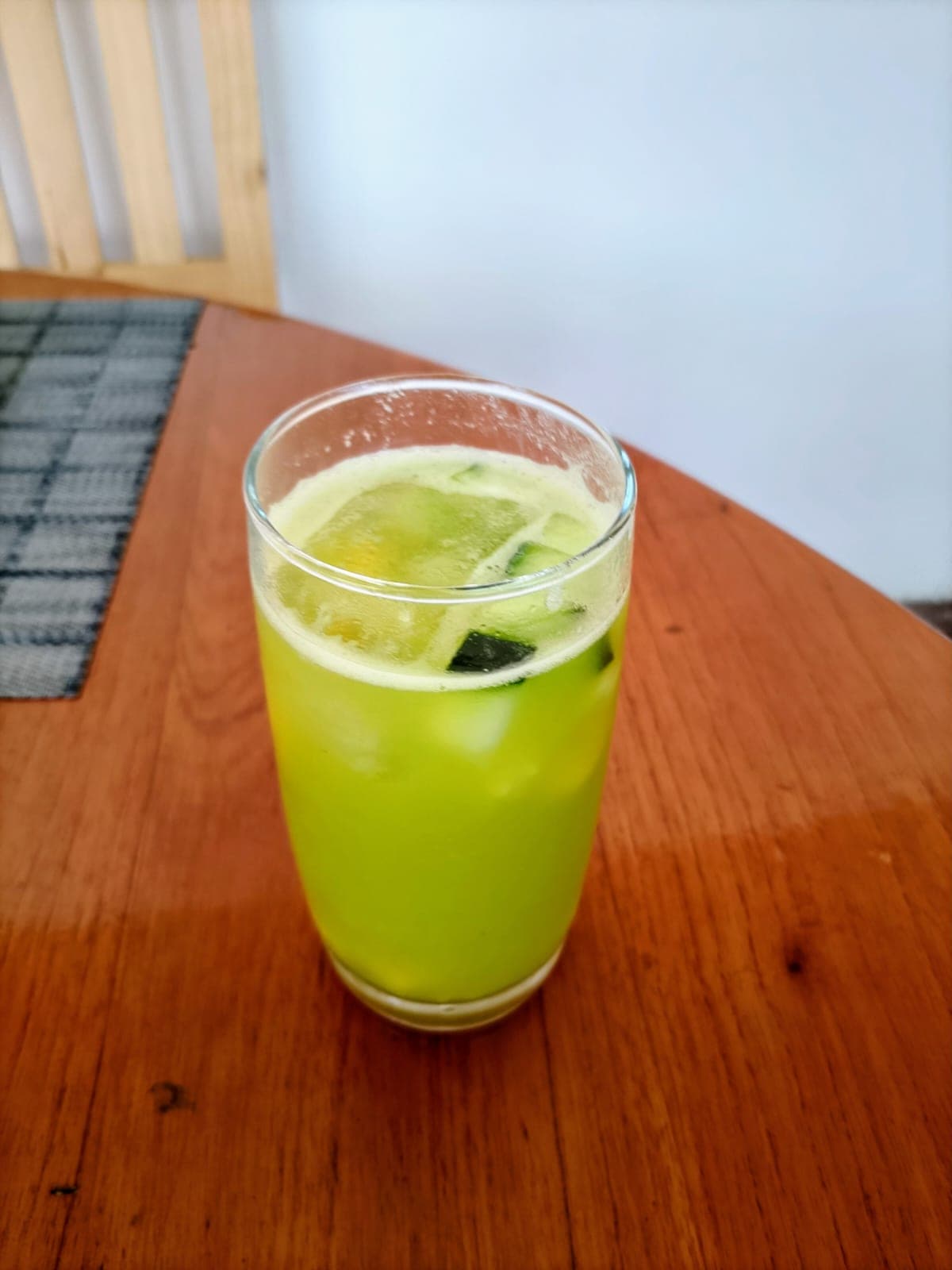 Agua de piña con pepino